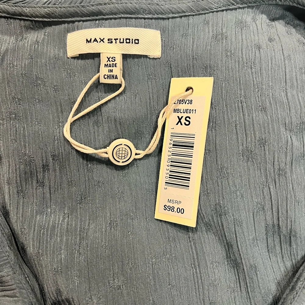 Max Studio Ruffle top - Picture 5 of 5